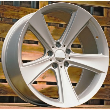 Джанта R18x8  5X120  ET  30  72.6  BK086  (IN3654F)  Silver (SI)  Fits for BMW  (S)  (HYBRID FORGED)